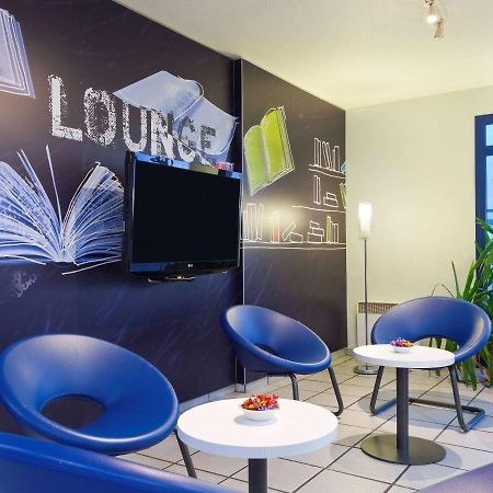 Ibis Budget Chilly-Mazarin Les Champarts Buitenkant foto
