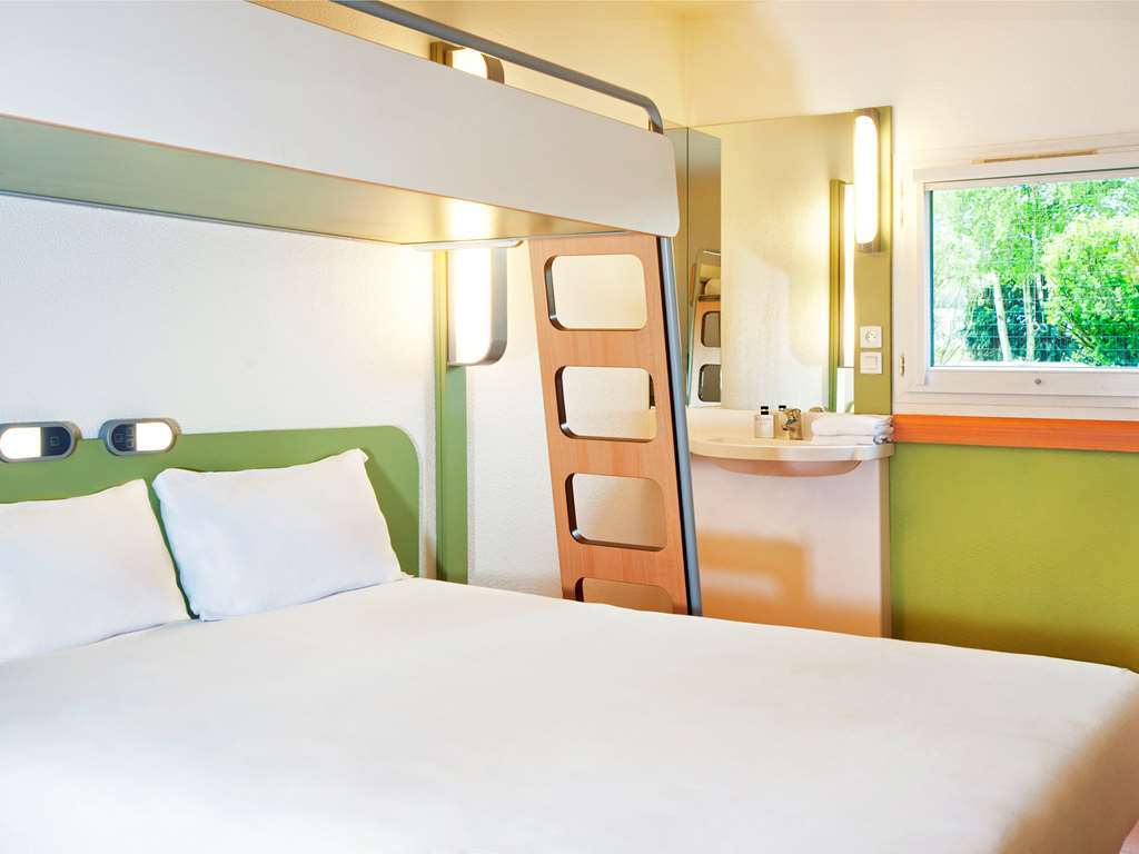 Ibis Budget Chilly-Mazarin Les Champarts Kamer foto