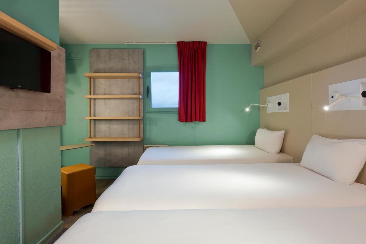 Ibis Budget Chilly-Mazarin Les Champarts Buitenkant foto
