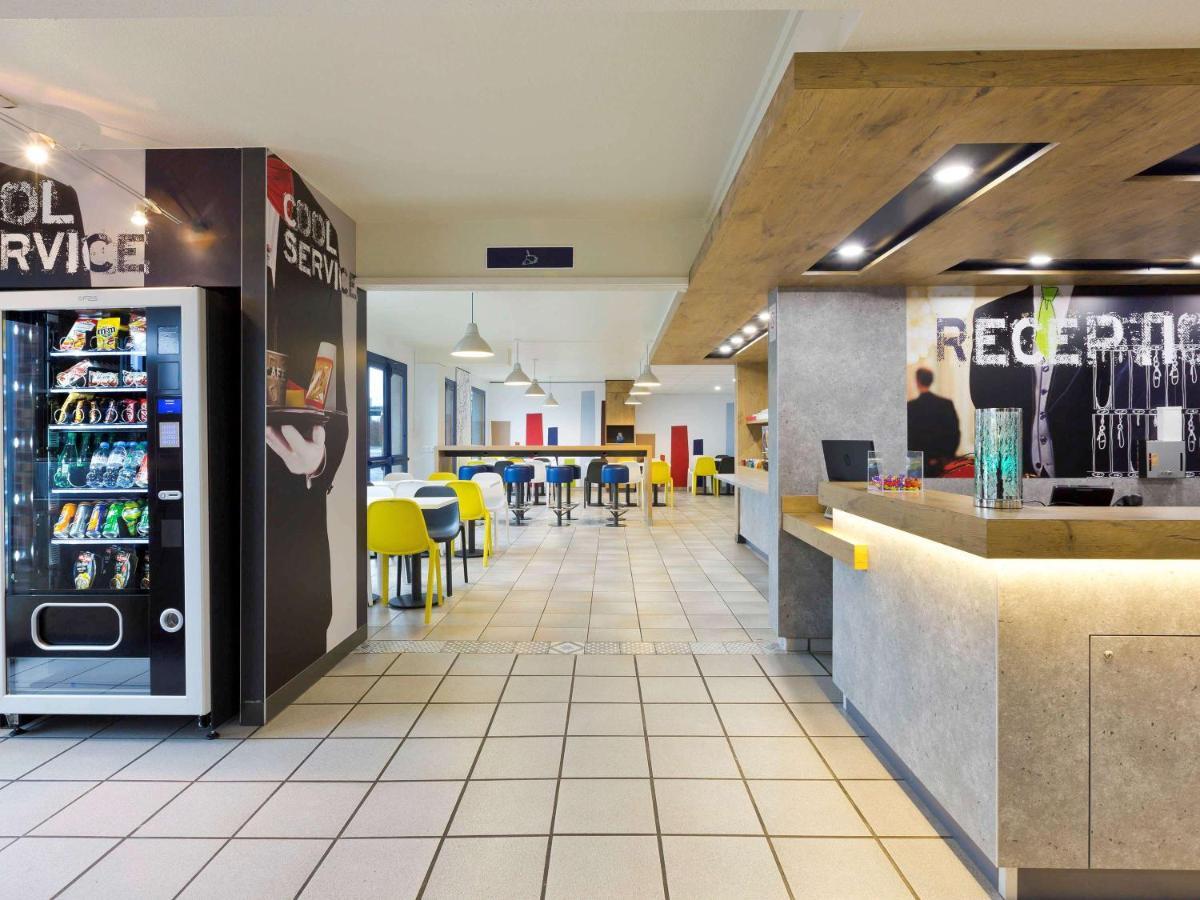 Ibis Budget Chilly-Mazarin Les Champarts Buitenkant foto